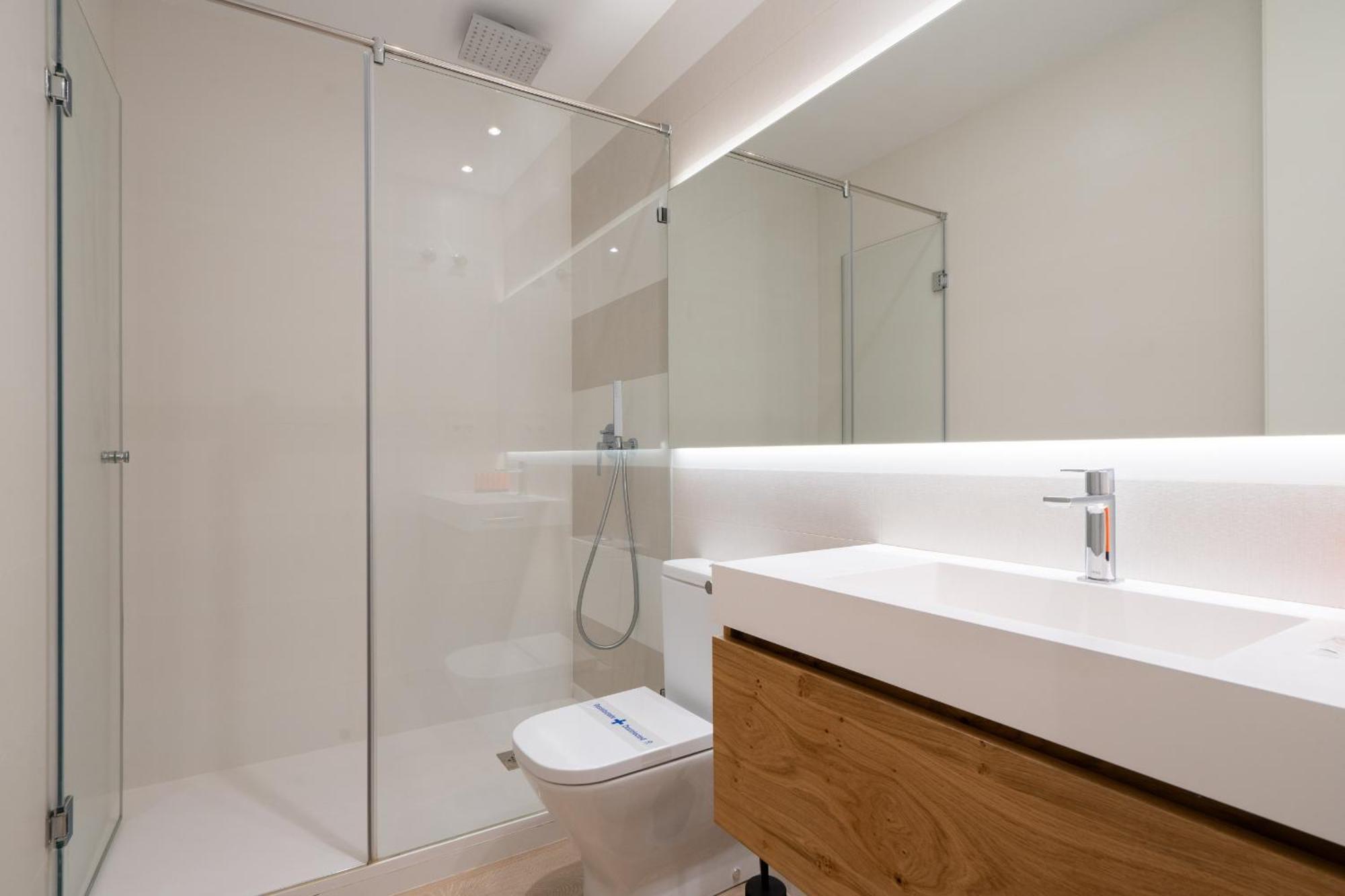 Apartamento Reformado De Lujo En Gran Via Apartment Madrid Ngoại thất bức ảnh