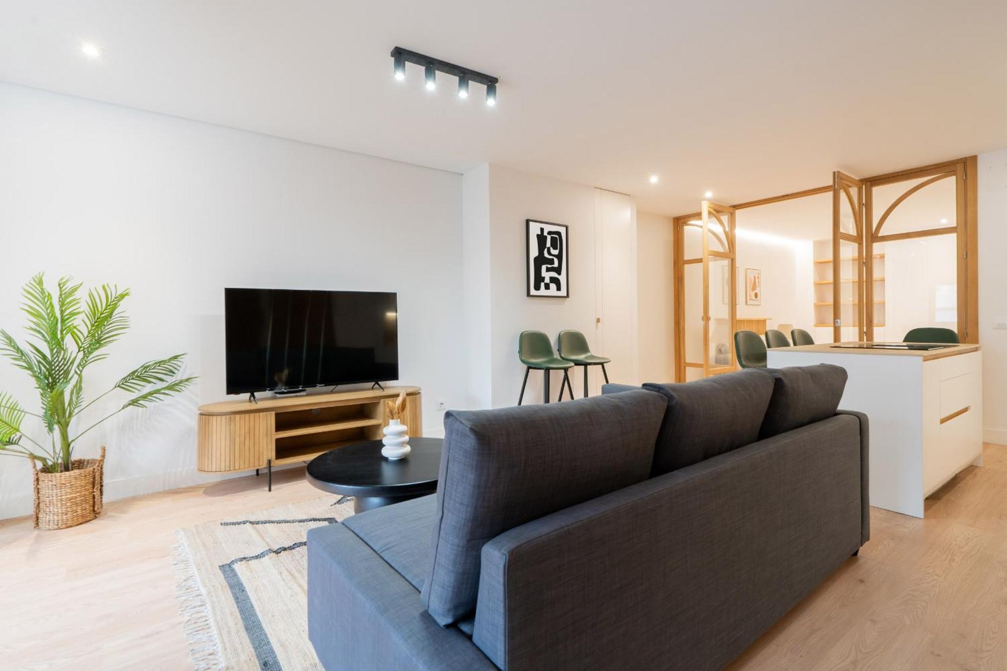 Apartamento Reformado De Lujo En Gran Via Apartment Madrid Ngoại thất bức ảnh